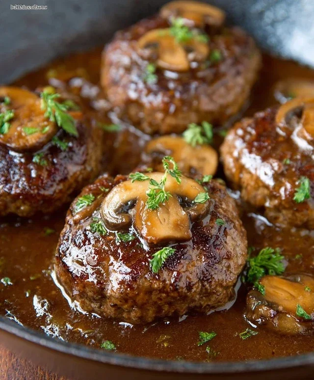 Easy Homemade Salisbury Steak